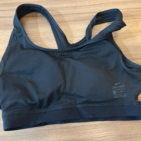 Nike Sports Bra. Size XS. Black. Dri-Fit - Picture 3 of 5